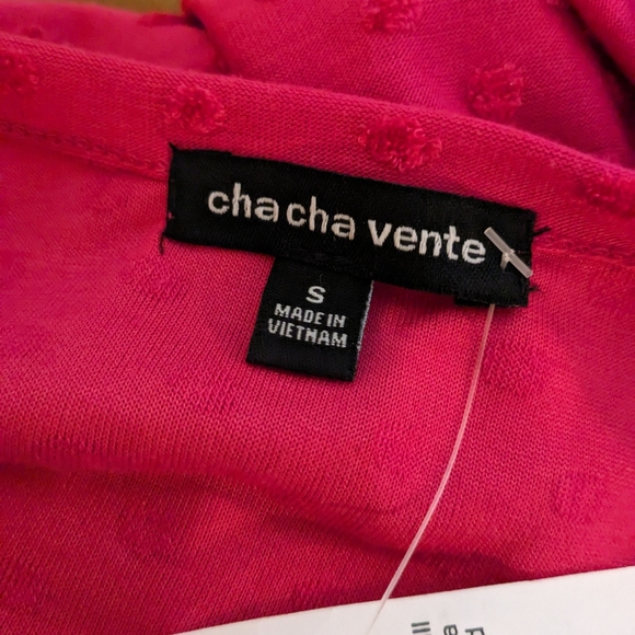 NEW, Chacha Vente top, NEW with tags, size small, hot pink - Picture 8 of 8